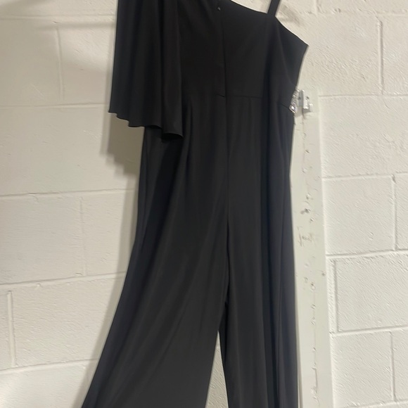 R&M Richards Black One Shoulder Jumpsuit With Silver Details Sz 4P - Picture 5 of 5